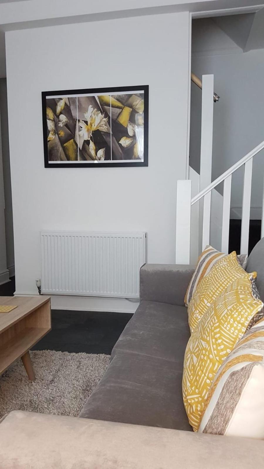 Townhouse @ Birches Head Road Stoke Bed & Breakfast Dış mekan fotoğraf